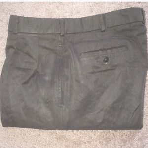 SAVANE men’s military green color front pleat pants size w33 L32